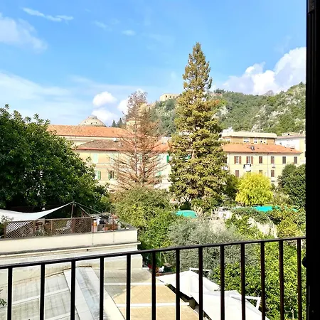 Lägenhet Piazza E Onde *